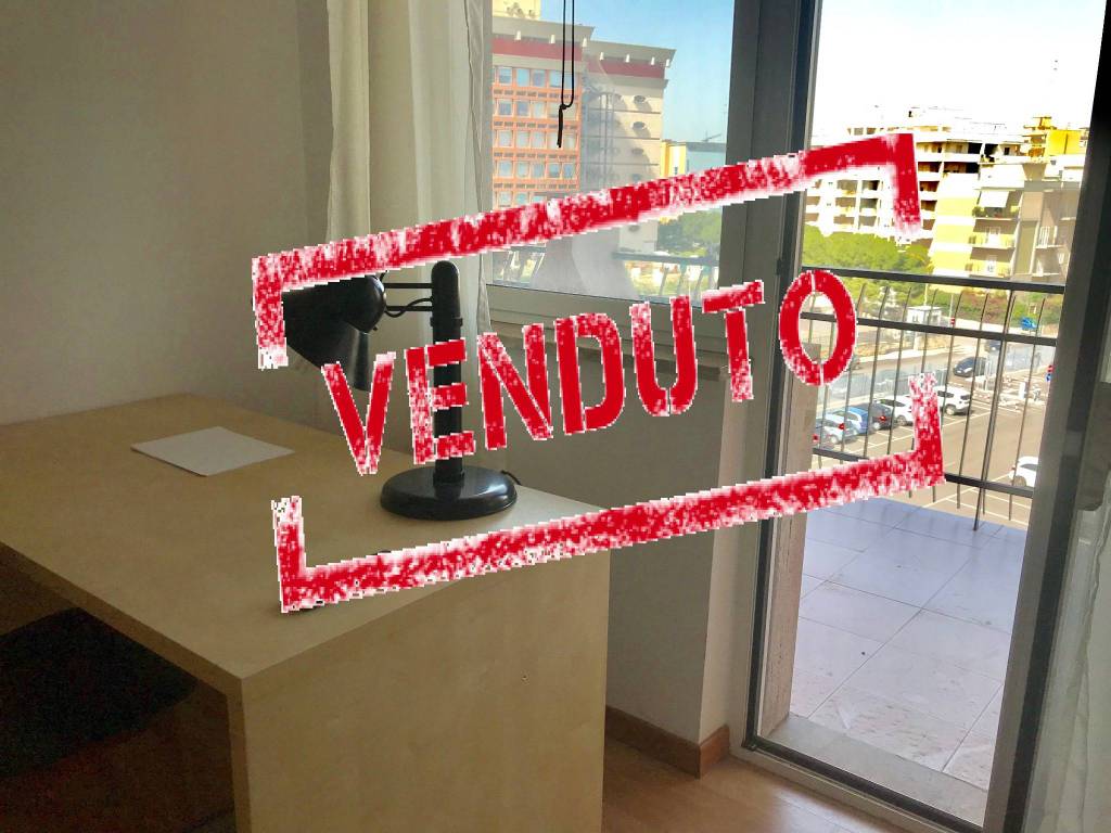 Appartamento in vendita a Bari via Giuseppe Maria Giovene