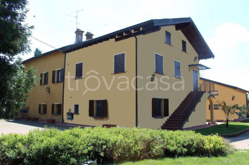 Casale in in vendita da privato a Reggio nell'Emilia