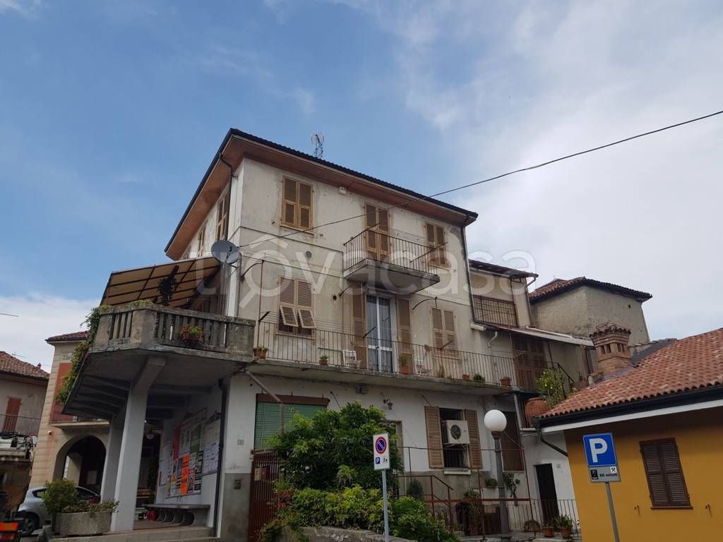Appartamento in vendita a Montaldo Bormida piazza Giovanni XXIII