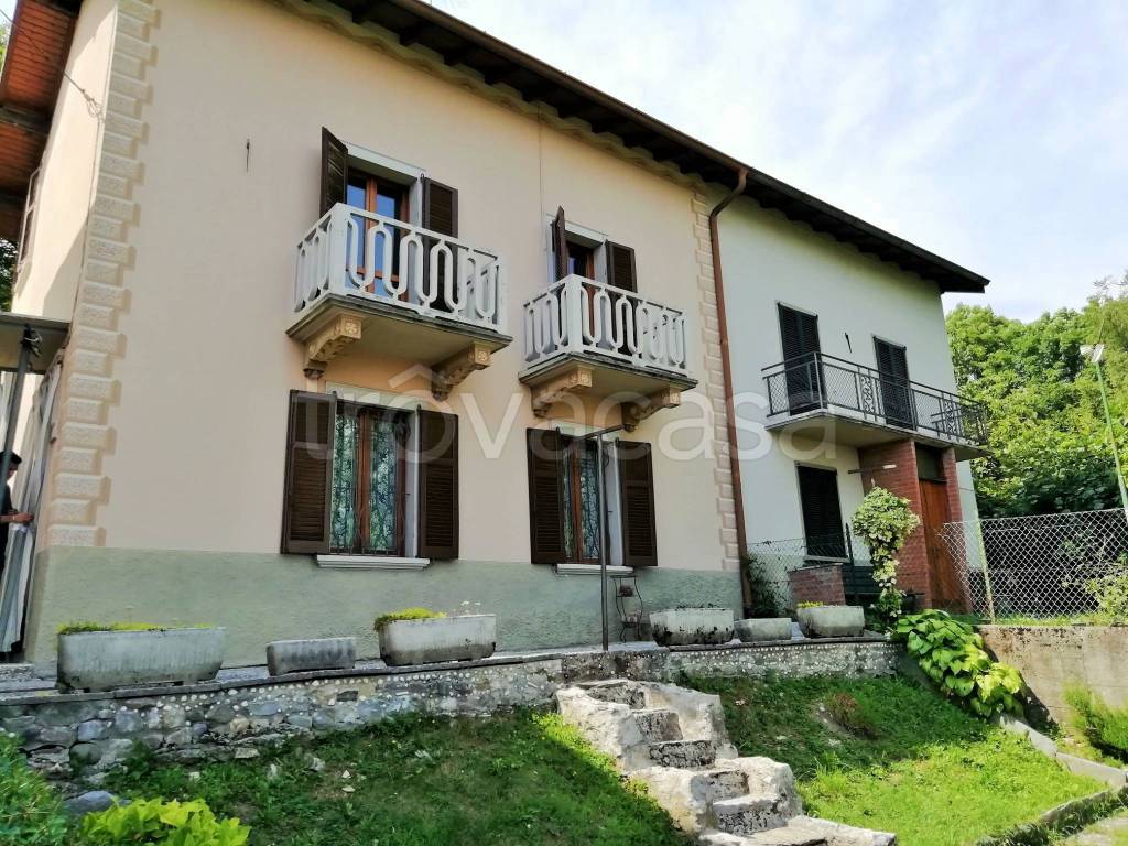 Casa Indipendente in vendita a Pigra via Dossello, 26