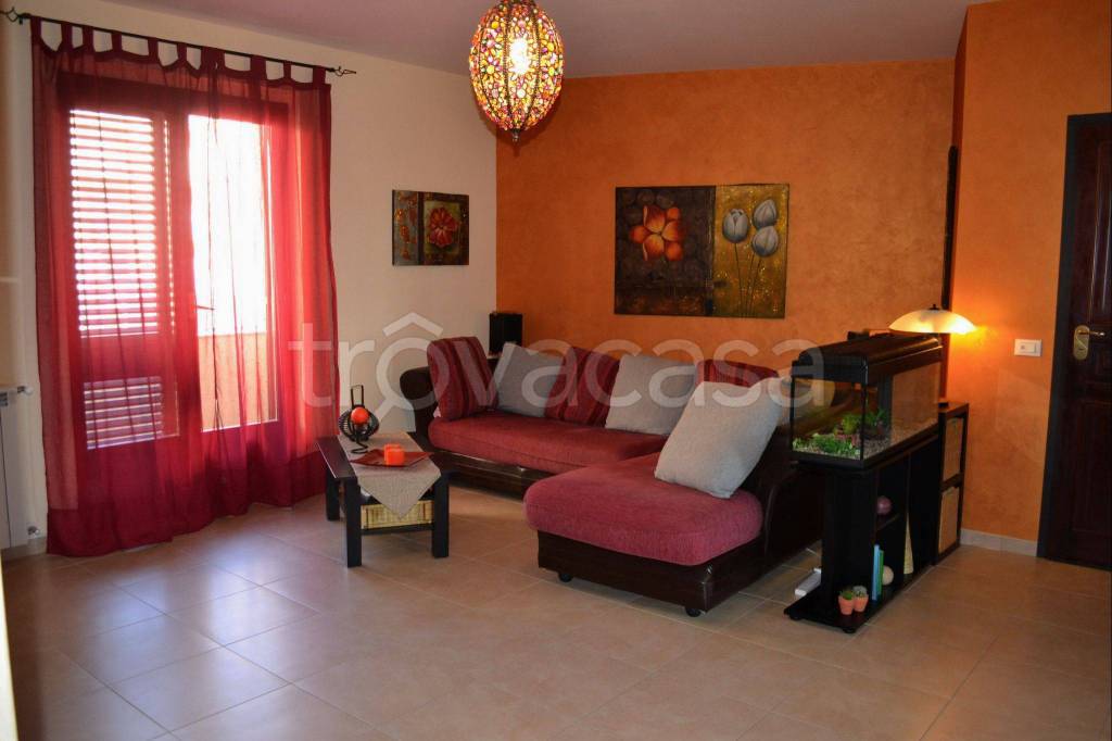 Appartamento in in vendita da privato a Pachino via Lipari, 8