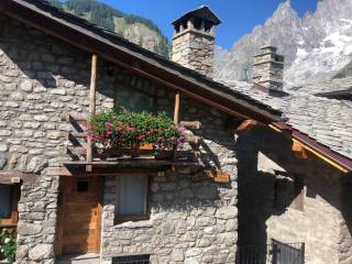 Appartamento in vendita a courmayeur via colle del gigante
