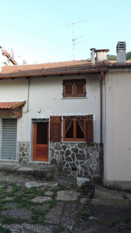 Casa Indipendente in vendita a Santo Stefano d'Aveto