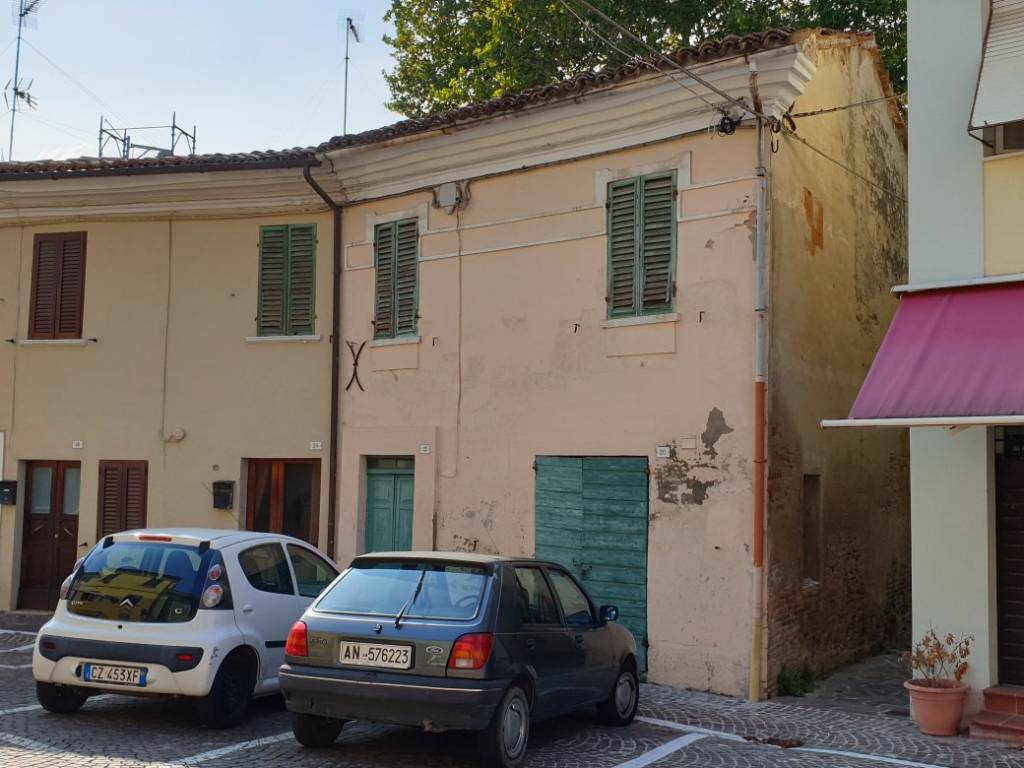 Villa a Schiera in vendita a Montelabbate via Roma