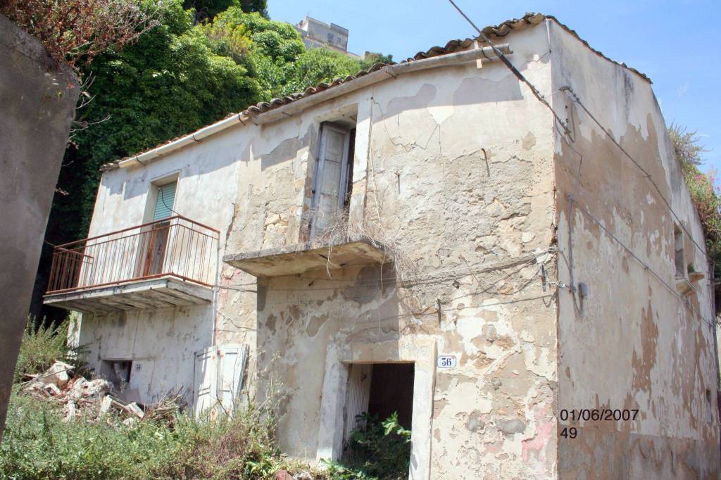 Casale in vendita a Ragusa via Perrera b