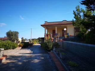 Casa indipendente in in vendita da privato a cisternino contrada masseria piccola, 6