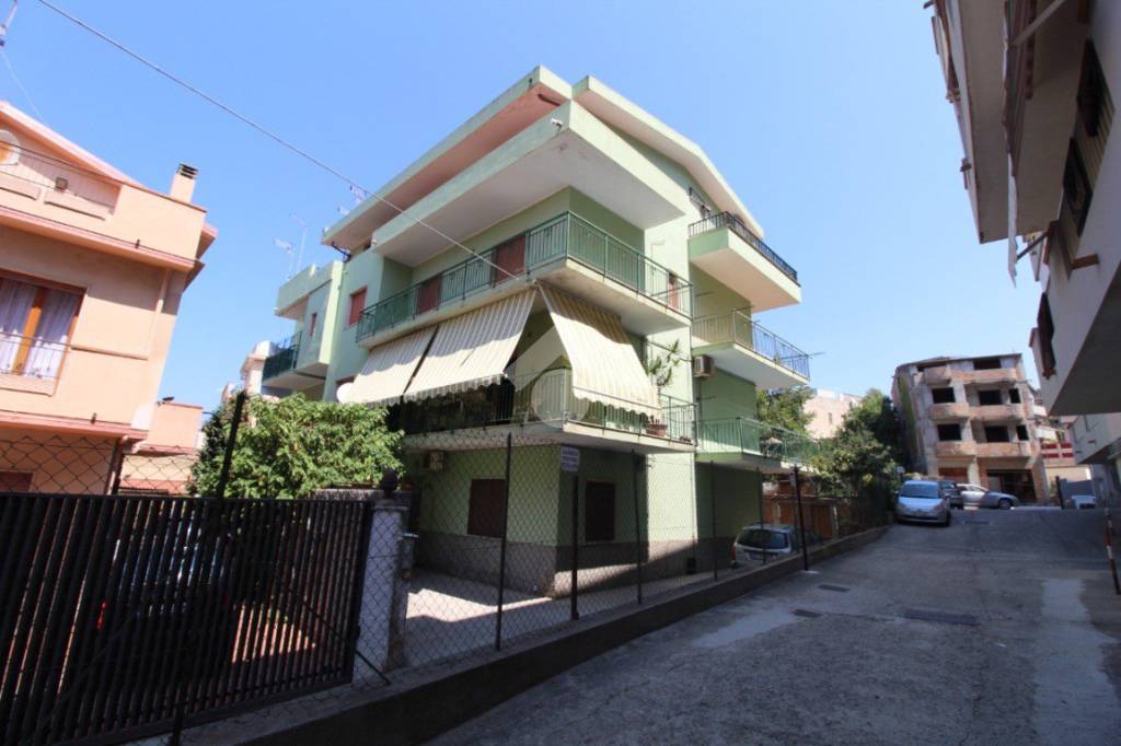 Appartamento in vendita a Villa San Giovanni via Micene, 62