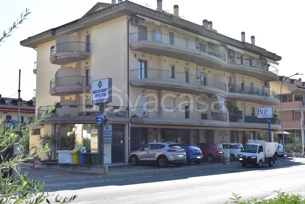 Appartamento in vendita a Silvi via Roma, 285