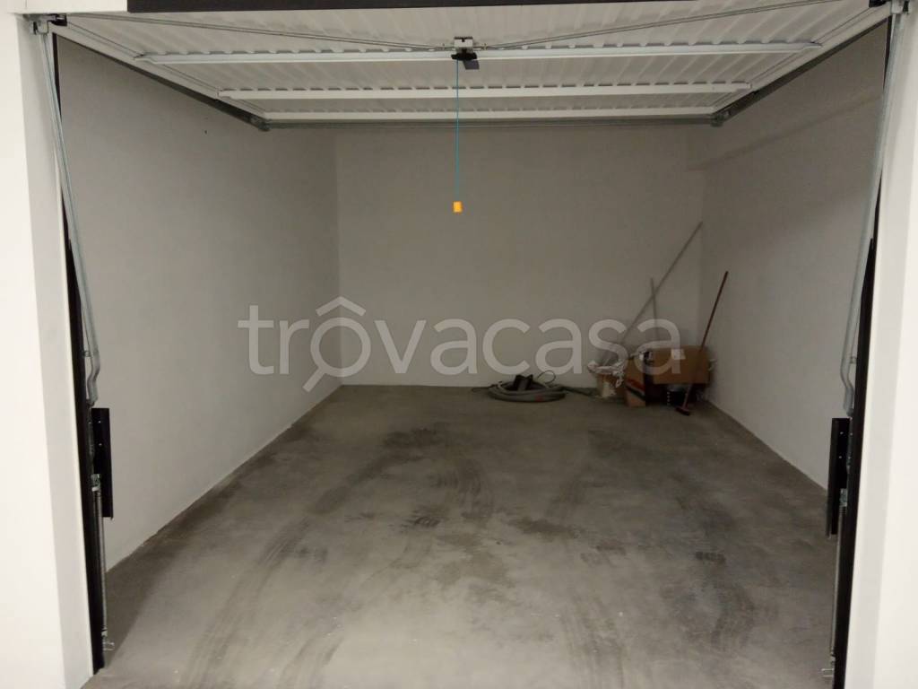 Garage in vendita a Ortona