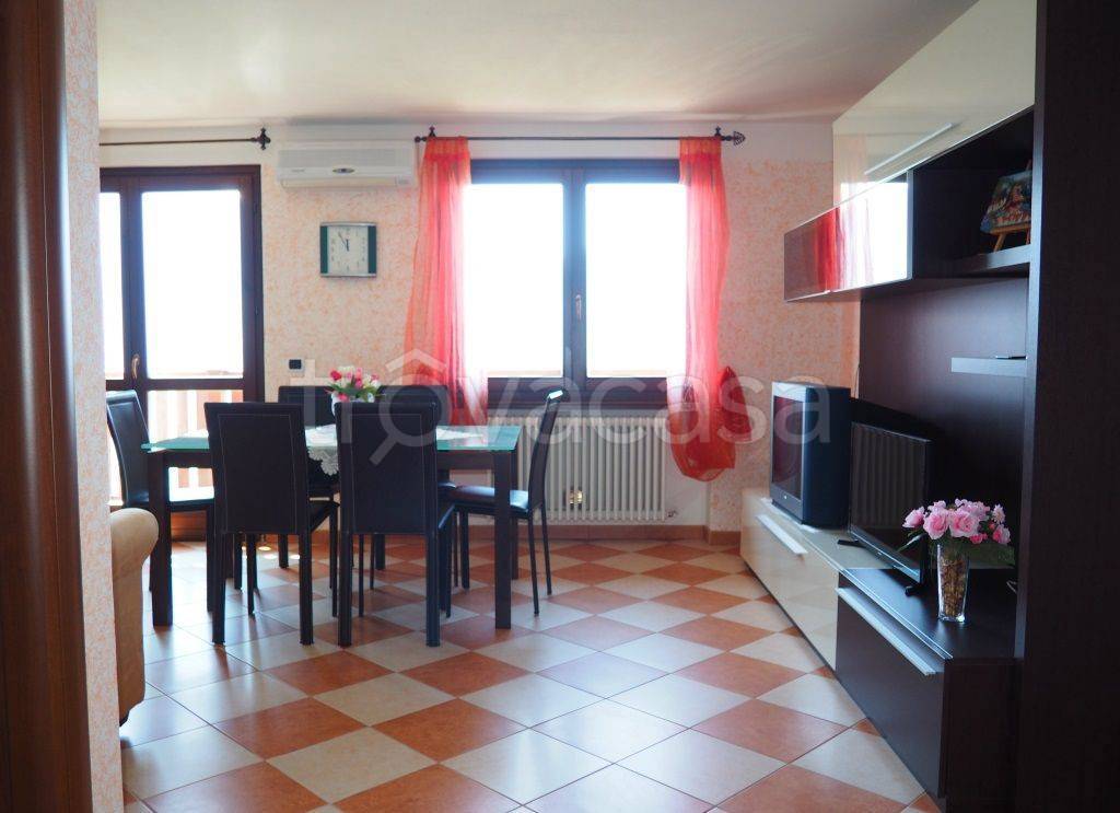 Appartamento in in vendita da privato a Sorico via Bugiallo
