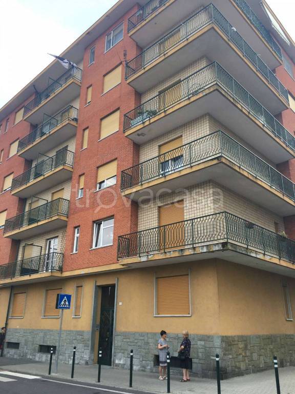 Appartamento in vendita a Rivalta di Torino via pascoli 15