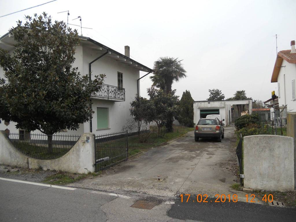 Villa in vendita a Riva del Po via 2 febbraio