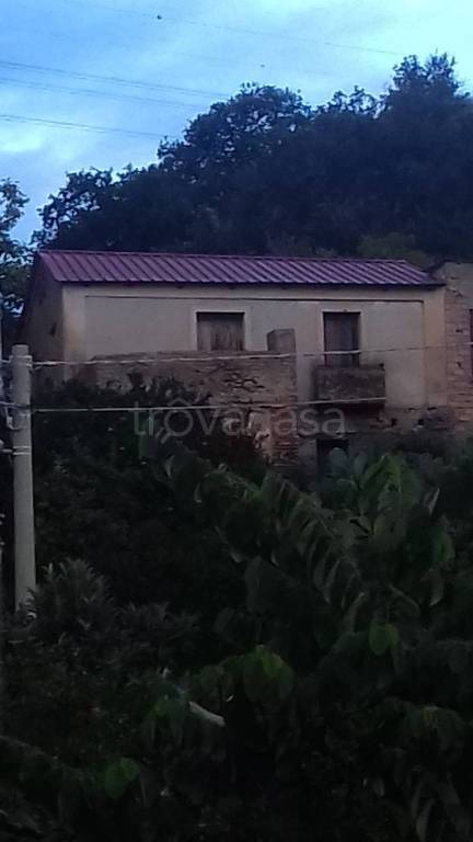 Casa Indipendente in in vendita da privato a Reggio di Calabria via Emilia, 100
