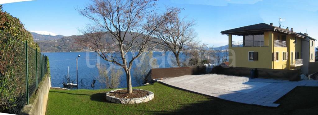 Villa in vendita a Baveno strada Nazionale Sempione Feriolo