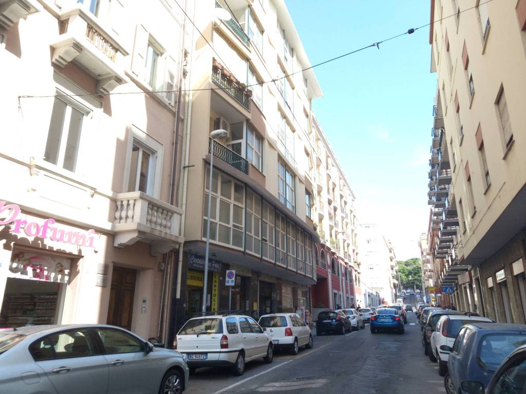 Appartamento in vendita a Cagliari via Pola
