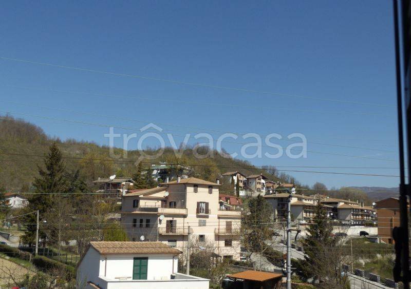 Appartamento in vendita a Carsoli via roma