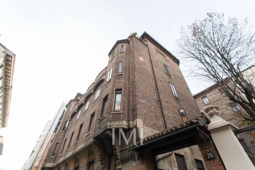Ufficio in affitto a Milano via Ruggero Boscovich, 28