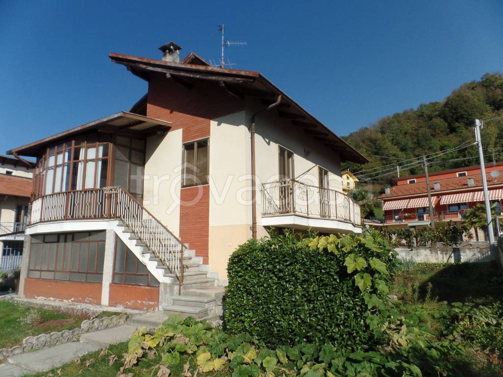 Villa in vendita a Piasco via Federico Mistral, 28