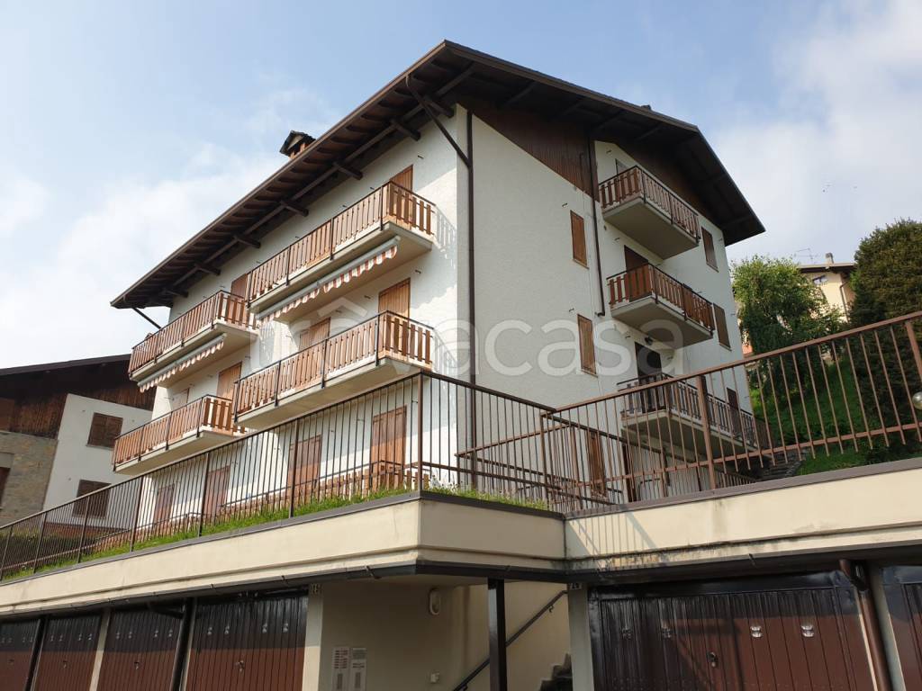 Appartamento in vendita a Costa Serina via San Lorenzo