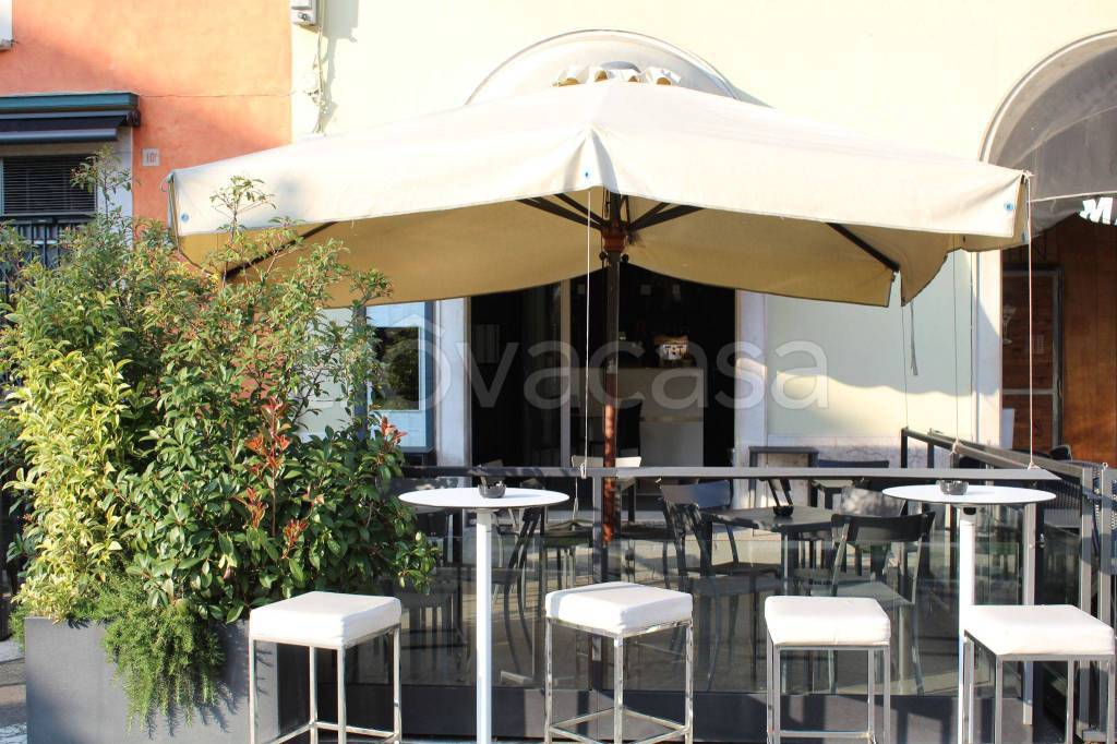 Bar in in vendita da privato a Brescia piazzale Arnaldo da Brescia, 10