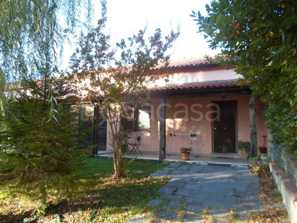 Villa a Schiera in vendita a Comunanza frazione Casale