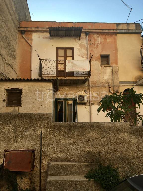 Appartamento in in vendita da privato a Palermo via Giusino, 15