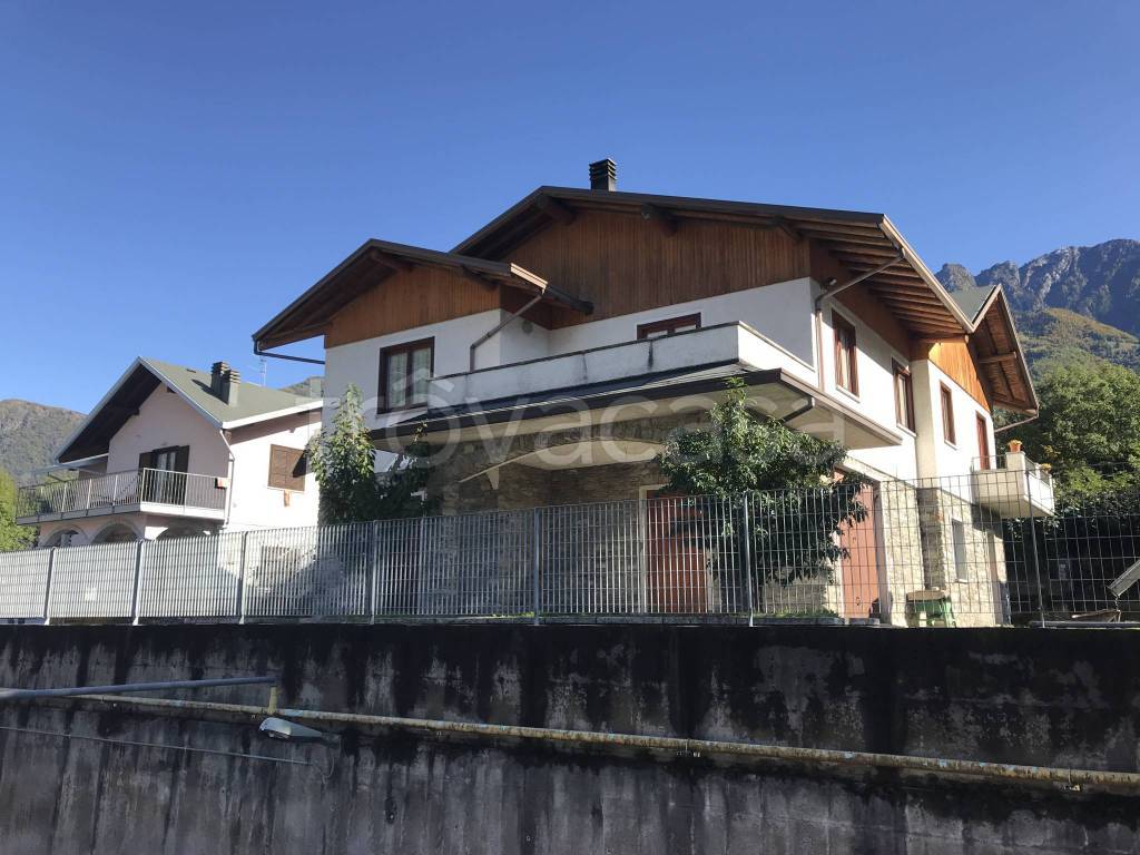 Villa in vendita a Talamona via Maffezzini