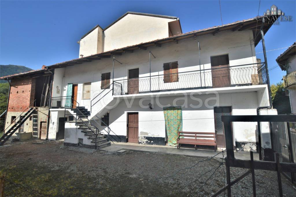 Casa Indipendente in vendita a Colleretto Castelnuovo via Adolfo Ghella, 38