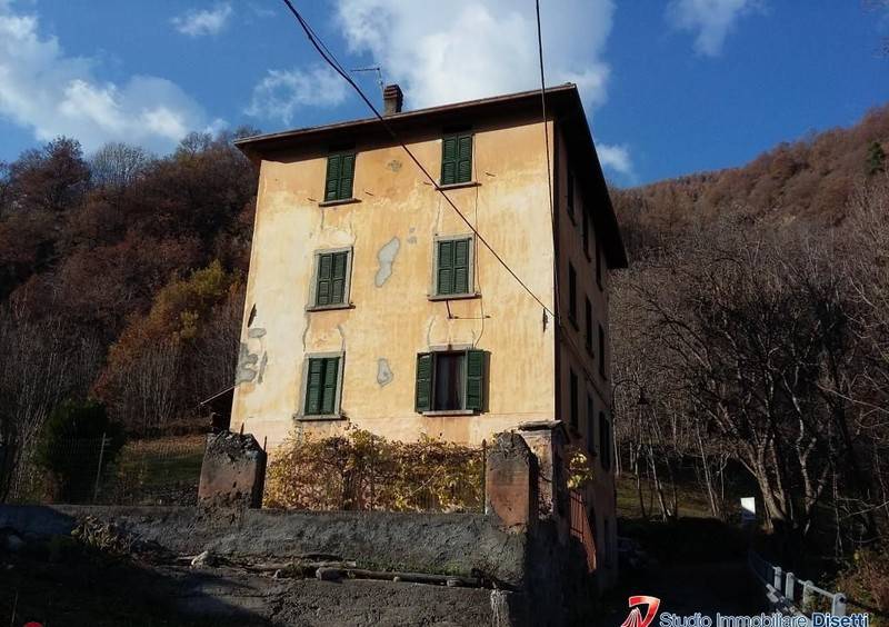 Villa in vendita a Corteno Golgi via Ronco 147