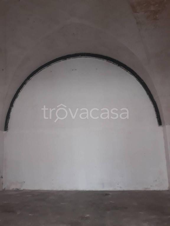 Garage in affitto a San Pietro Vernotico via Giravolte