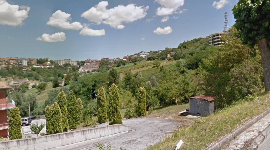 Terreno Residenziale in vendita a Macerata via Ghino Valenti