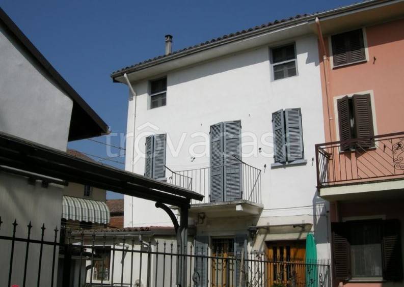 Casa Indipendente in vendita a Bozzole via Vittorio Emanuele 15