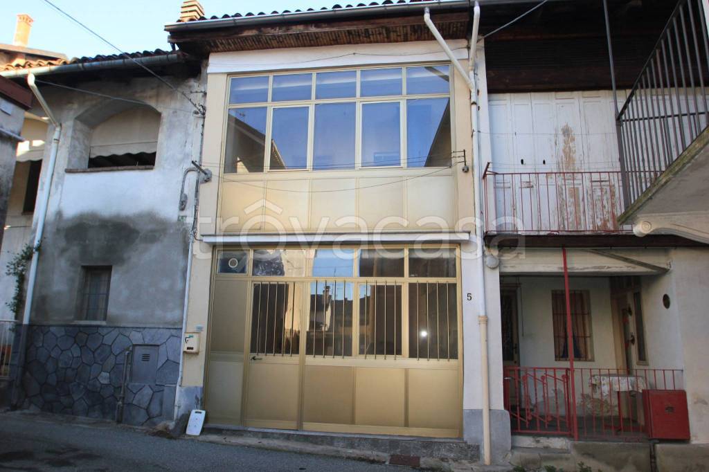 Casa Indipendente in vendita a Biella strada del Bolume, 5
