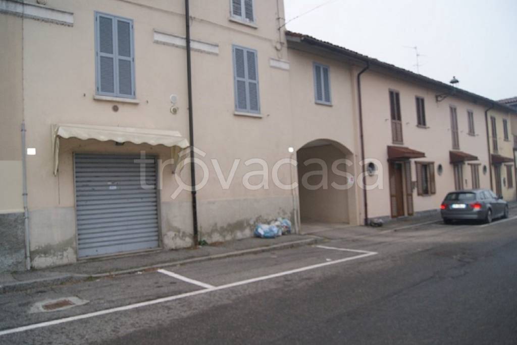 Appartamento in vendita a Castiraga Vidardo piazza s. f. Cabrini