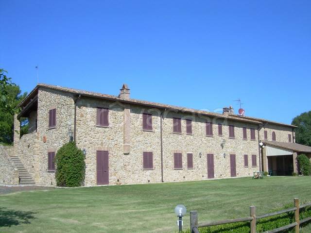 Azienda Agricola in vendita a Volterra via dello Sgricciolo, 36