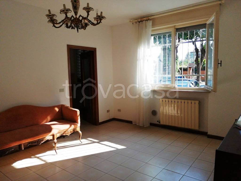 Appartamento in vendita a Candia Lomellina viale Giuseppe Garibaldi, 23