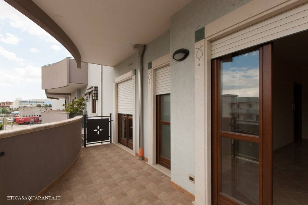 Appartamento in vendita a San Giorgio Ionico via Lucania, 19