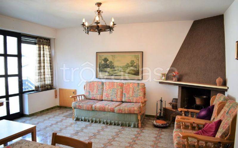 Appartamento in vendita a Caspoggio via Don Bosco, 80