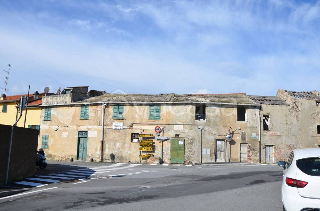 Casa Indipendente in vendita a Savona piazza dei Doria