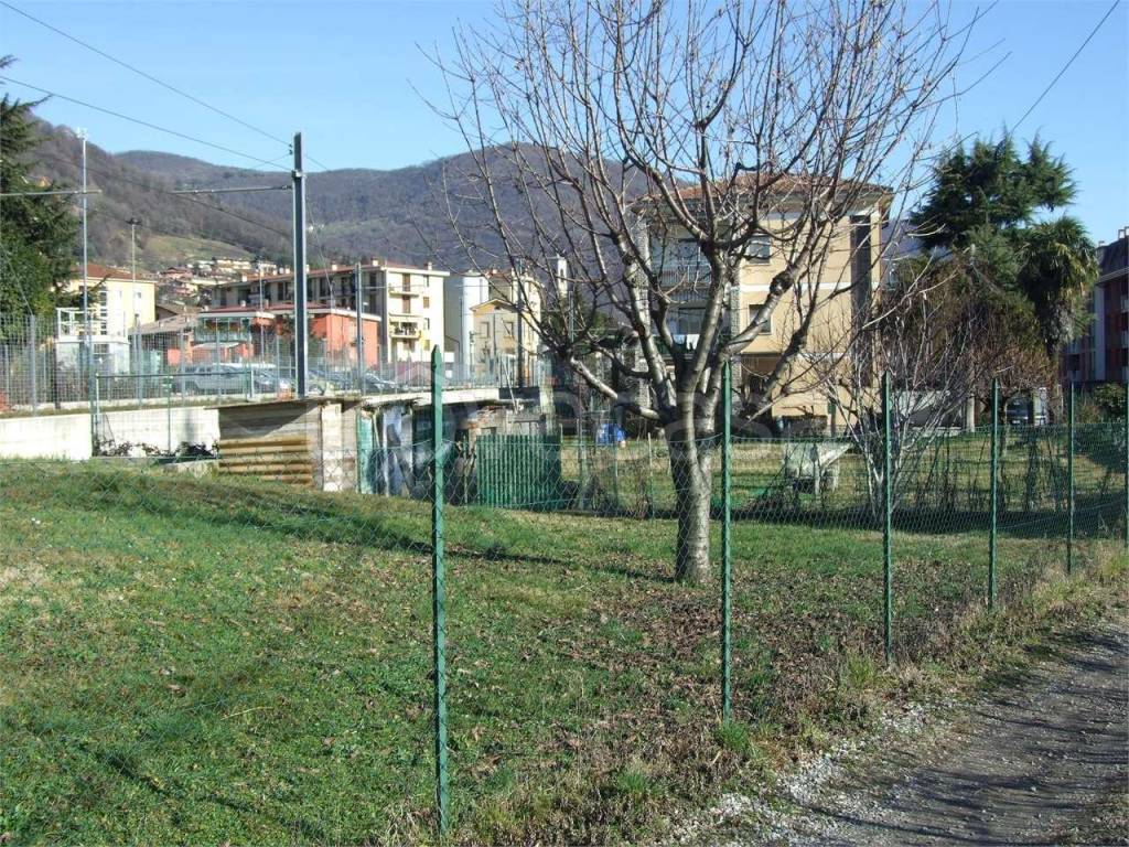 Terreno Residenziale in vendita ad Alzano Lombardo via Guglielmo d'Alzano, 21