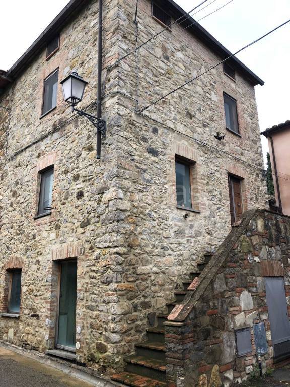Casa Indipendente in vendita a San Casciano dei Bagni località Stabbiano di Sotto