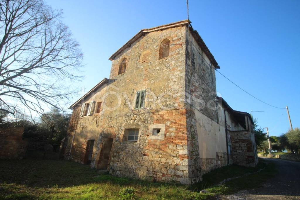 Colonica in vendita a Monteroni d'Arbia via Corsano Grotti, 52