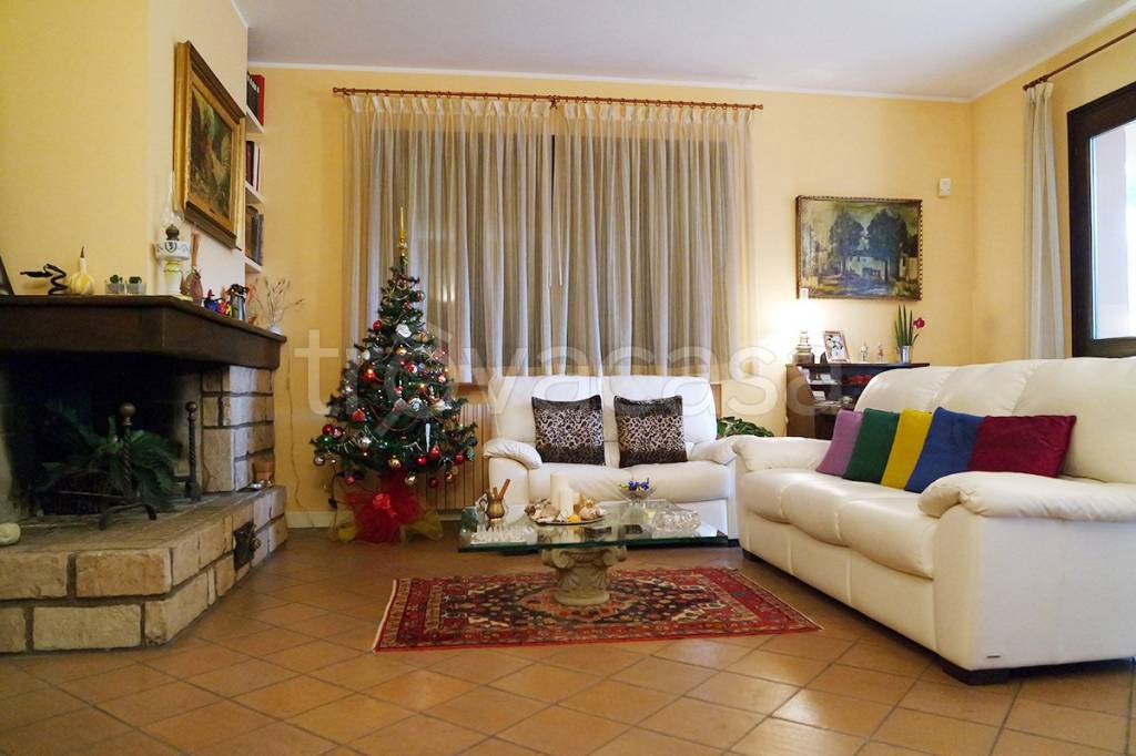 Villa in vendita a Cervia via Giuseppe Vannucci