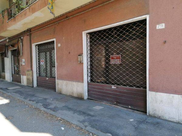 Negozio in in vendita da privato a Ferrara viale 4 Novembre, 77 e 79
