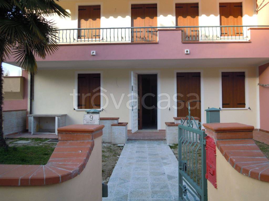 Villa Bifamiliare in in vendita da privato a Galzignano Terme via Valli Valsanzibio, 9