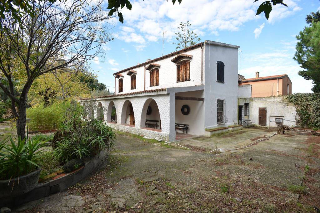 Villa in in vendita da privato a Sorso sp48