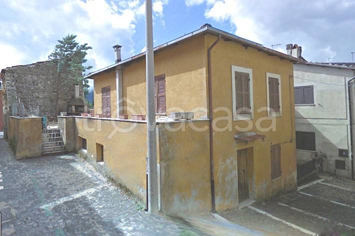 Casa Indipendente in in vendita da privato a Civita d'Antino via dei Vestini