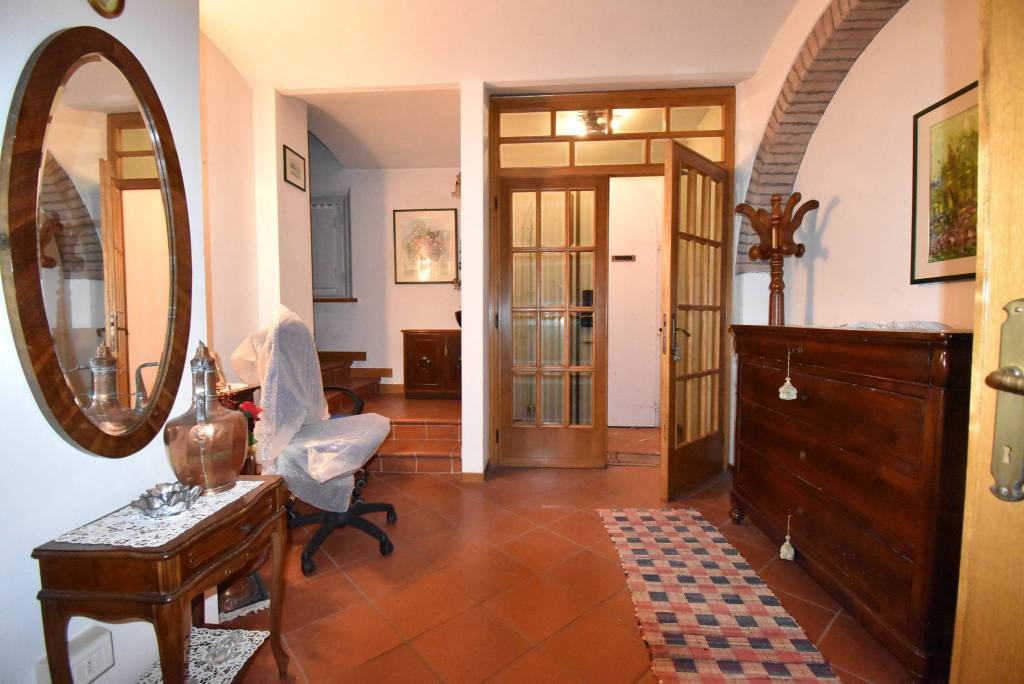 Villa Bifamiliare in vendita a Gualtieri piazza Bentivoglio