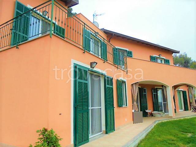 Villa in vendita a Vallebona via Madonna della Neve