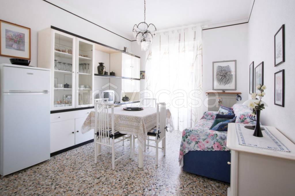 Appartamento in affitto ad Alassio via Paolo Ferreri
